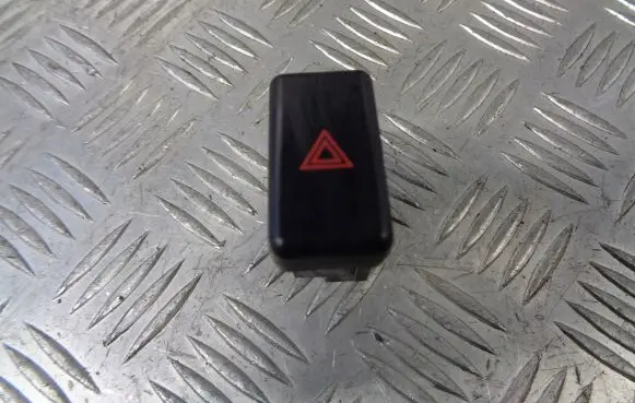 Mazda 3 I Hazard light switch BP4K664H0