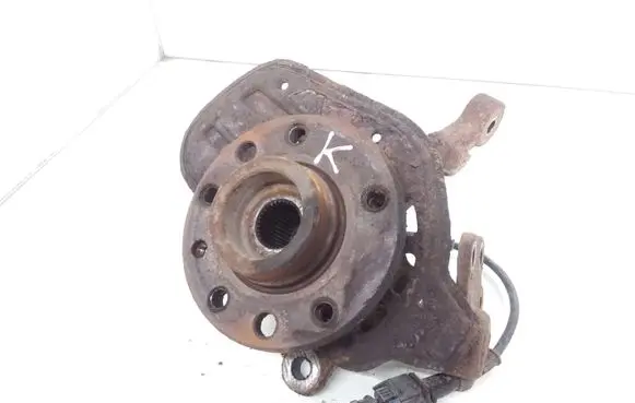 Opel Meriva A Front wheel hub spindle knuckle 13116029