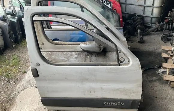 Citroen Berlingo Front door