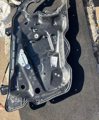 Volkswagen PASSAT B6 Front window lifting mechanism without motor 3C1837755G 981219108