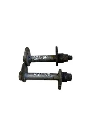 Nuts/bolts
