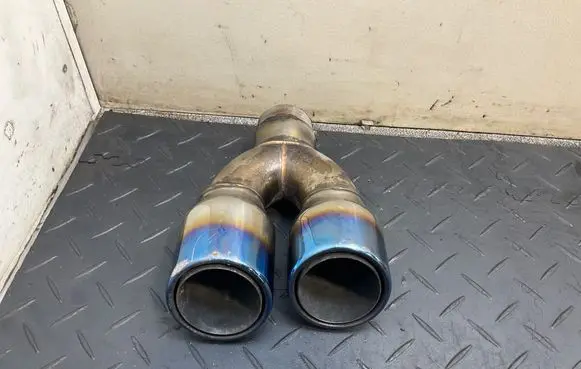 BMW 5 E60 E61 Muffler ending