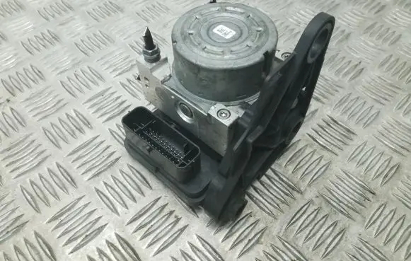 Seat Leon (5F) ABS Pump 5Q0907379R 5Q0614517Q