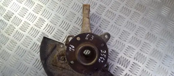 Volkswagen PASSAT B3 Front wheel hub