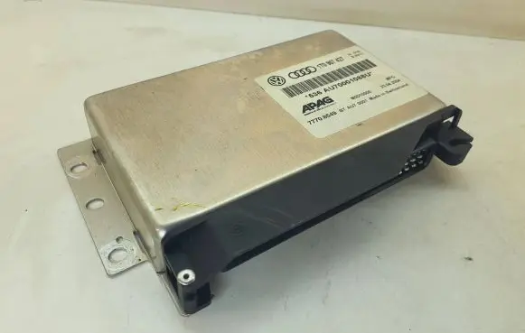 Volkswagen Touran I Other control units/modules 1T0907427
