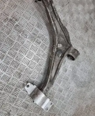 Mercedes-Benz CLA C118 X118 Front lower control arm/wishbone A2473330400