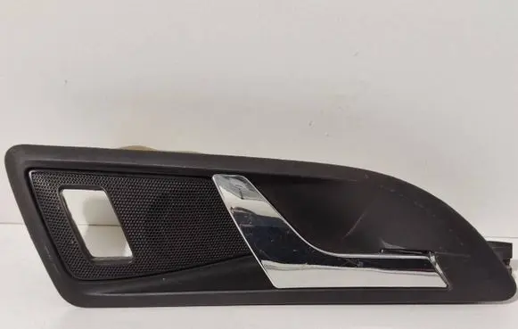 Skoda Octavia Mk2 (1Z) Rear door interior handle 1Z0839248