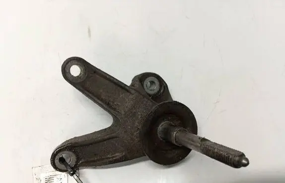 Peugeot Expert Engine mounting bracket 