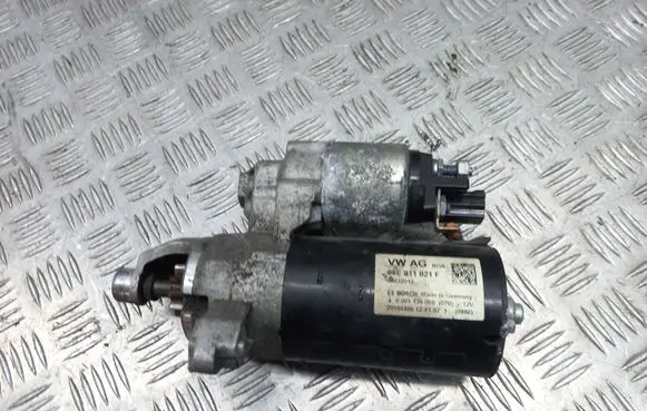 Audi A8 S8 D4 4H Starter motor 06E911021F 06E911021
