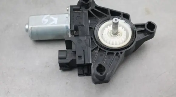 Fiat 500X Rear door window regulator motor