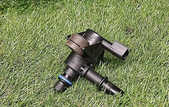 Ford Fusion II Valve vacuum 9U5A9G866CF