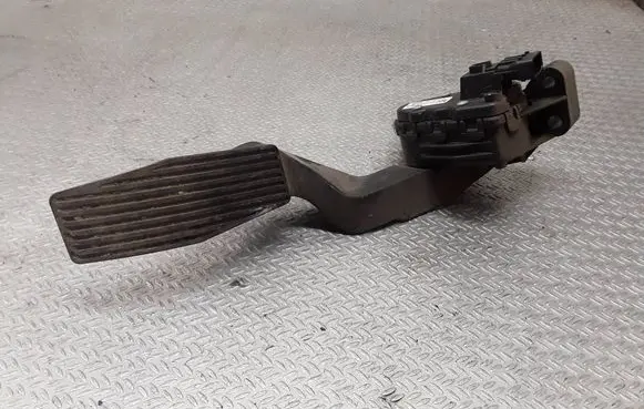 Opel Zafira B Accelerator throttle pedal 9202341