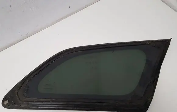 Toyota Avensis T270 Rear side window 43R006723