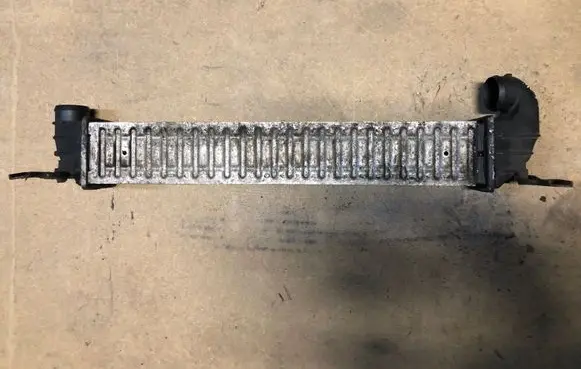 Volkswagen Sharan Intercooler air channel guide 7M3145805