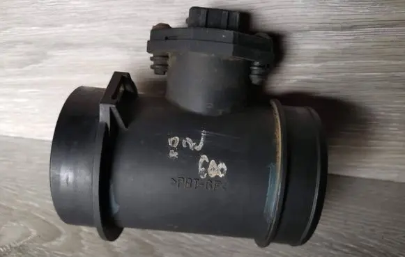 Honda Accord Mass air flow meter 0281002120