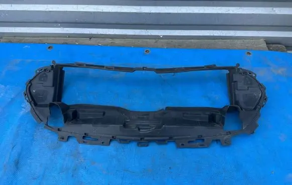 Mercedes-Benz E W214 Front grill A2148850700 A2148804501