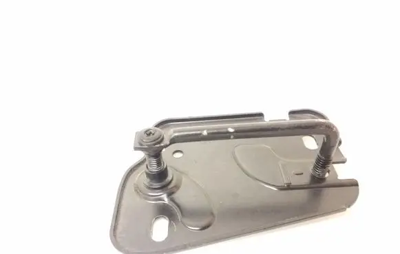 Audi A3 S3 8V Engine bonnet/hood lock/latch loop/hook 8V0823185B