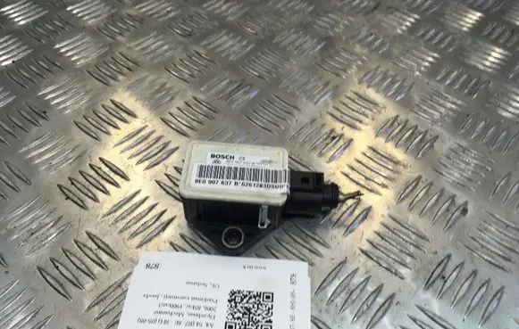 Audi A4 S4 B7 8E 8H ESP acceleration yaw rate sensor 8E0907637B