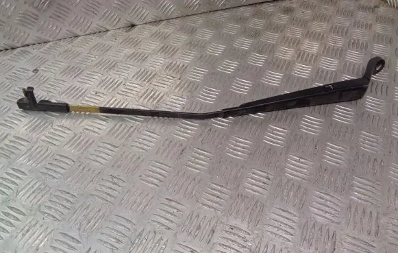 Peugeot 407 Front wiper blade arm