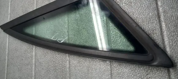 Audi A4 S4 B6 8E 8H Rear side window
