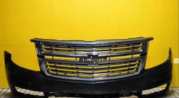 Chevrolet Tahoe Front bumper 84408066