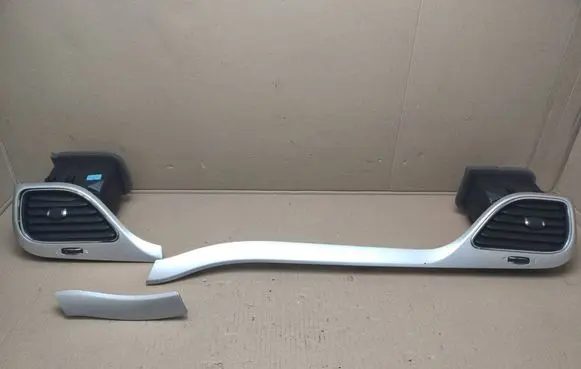 Dodge Journey Panel trim 3000101LFN