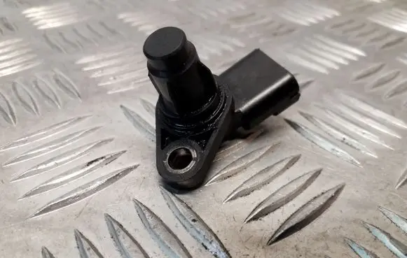 Hyundai ix35 Camshaft position sensor 393002A000 9024040002 2A14723