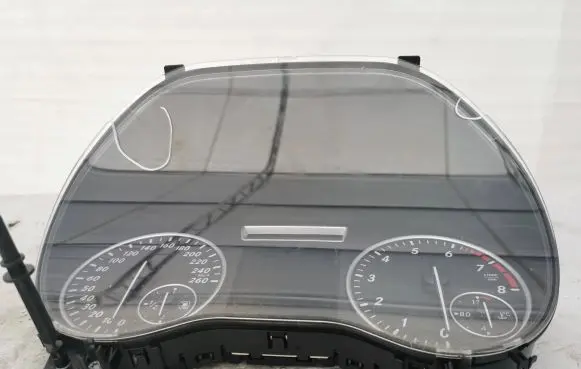 Mercedes-Benz B W246 W242 Speedometer (instrument cluster) A2469006311 0263681376 A2469013404