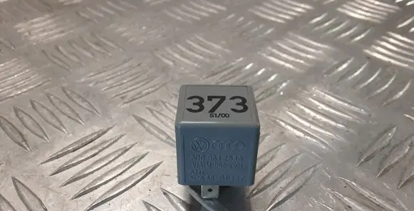 Audi A6 S6 C5 4B Other relay 8D0951253A