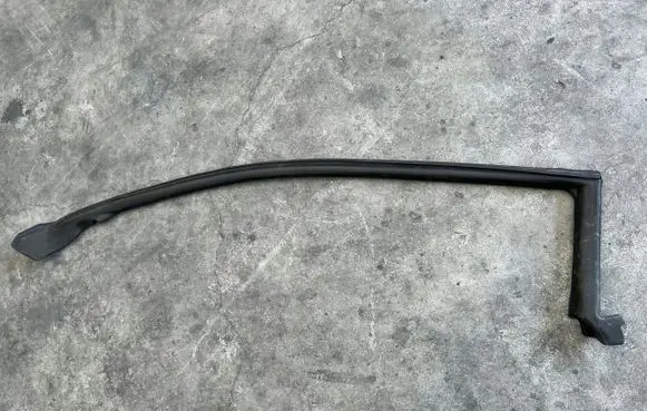 Lexus RC Rubber seal tailgate window/glass RCF