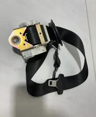 BMW X3 E83 Front seatbelt 3400711 72113400711 06B074CB09741