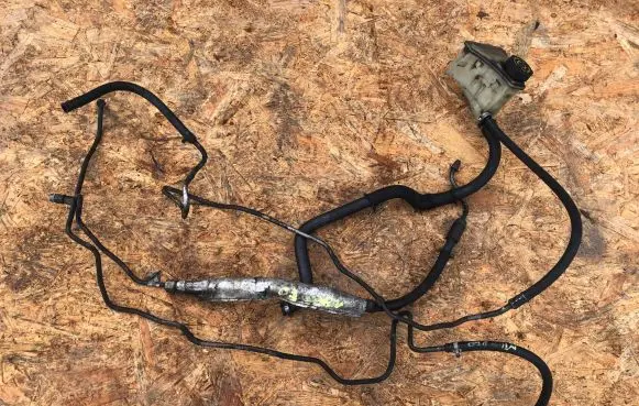 Ford Mondeo MK I Power steering hose/pipe/line