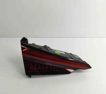 Audi A5 Tailgate rear/tail lights 8W6945093J