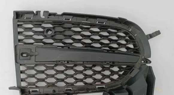 Jaguar XF X260 Front fog light trim/grill T2H13653