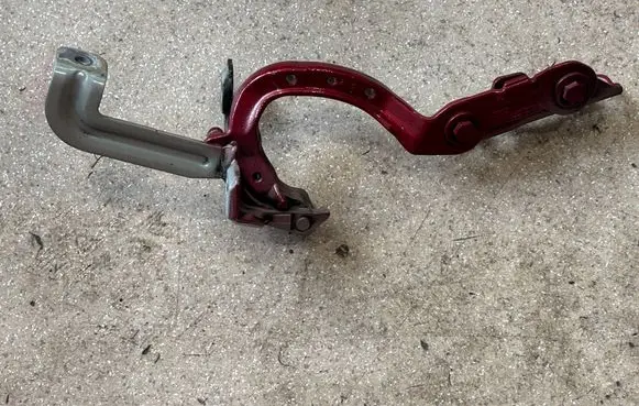 BMW 5 G60 G61 Tailgate/trunk/boot hinge 9626771