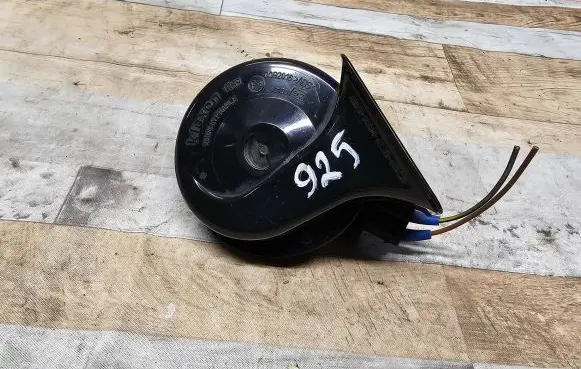 Audi A6 S6 C5 4B Horn signal 0092018 CH2139