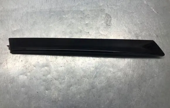 Audi Q3 8U Tailgate trim 8U0854816