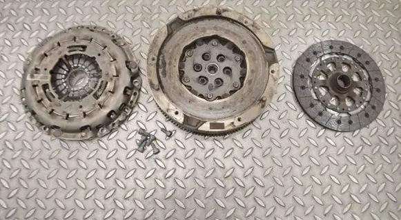 BMW 1 F20 F21 Clutch set kit 7621180 7614325