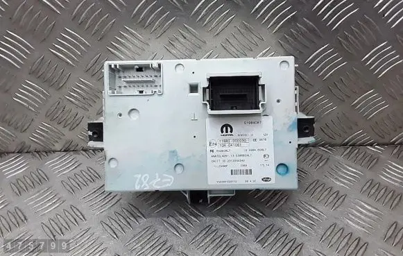 Fiat 500L Fuse module 116ri000030
