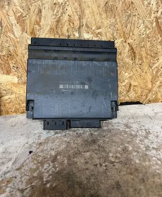 Mercedes-Benz S W220 Other control units/modules 2208203185