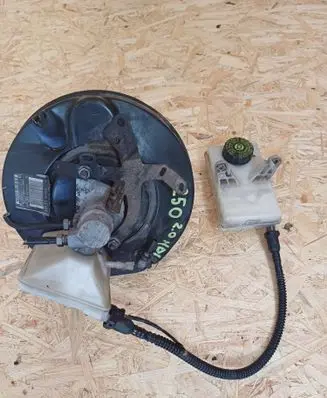 Citroen C4 I Picasso Brake booster 9684423880