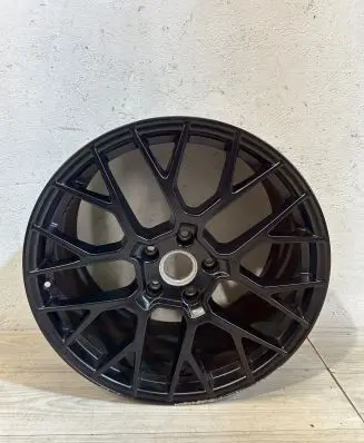 Porsche 992 R21 alloy rim 