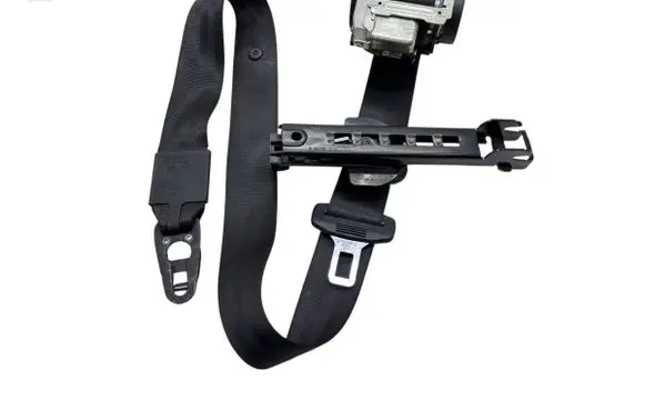 Audi A6 S6 C6 4F Front seatbelt 4F0857706