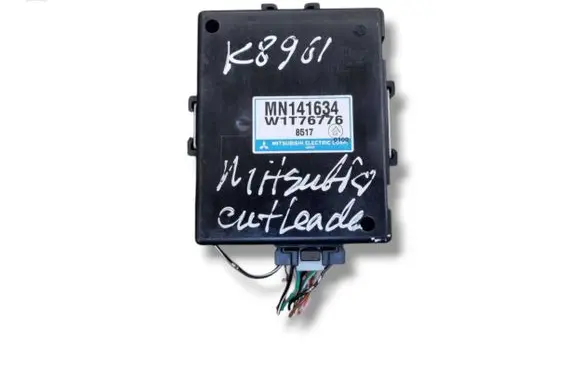 Mitsubishi Outlander Comfort/convenience module W1T76776 MN141634