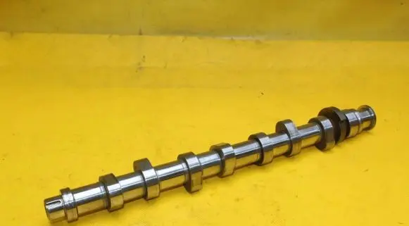 Volkswagen Golf VI Camshaft 06BQ