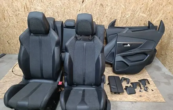 Peugeot 3008 II Seat and door cards trim set 