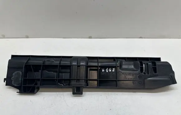 BMW 3 E90 E91 Radiator mount bracket 17107547454 149095302