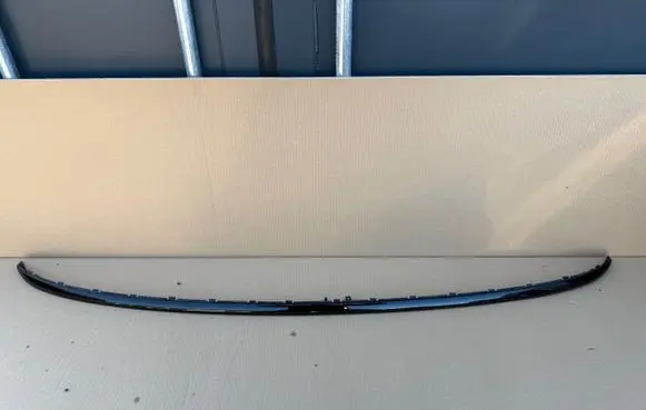Audi Q8 Rear bumper trim bar molding 4M8807791A