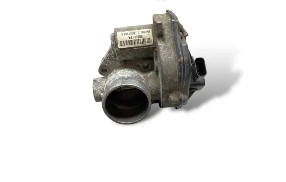 Ford Focus Throttle valve 2S6UFA