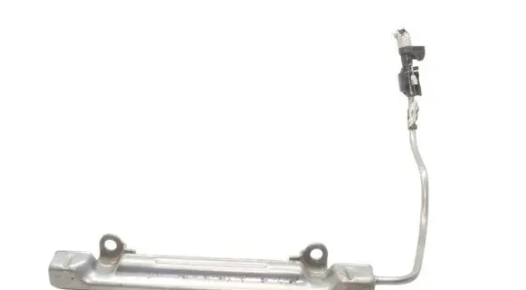 Lexus CT 200H Fuel main line pipe